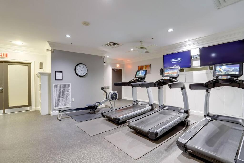 Fantastic 2 Bedroom Condo At Ballston With Gym أرلنغتون المظهر الخارجي الصورة