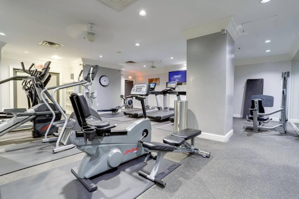 Fantastic 2 Bedroom Condo At Ballston With Gym أرلنغتون المظهر الخارجي الصورة